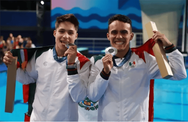 ¡Histórico! los clavadistas mexicanos Osmar Olvera y Juan Celaya ganan medalla de plata en Juegos Olímpicos