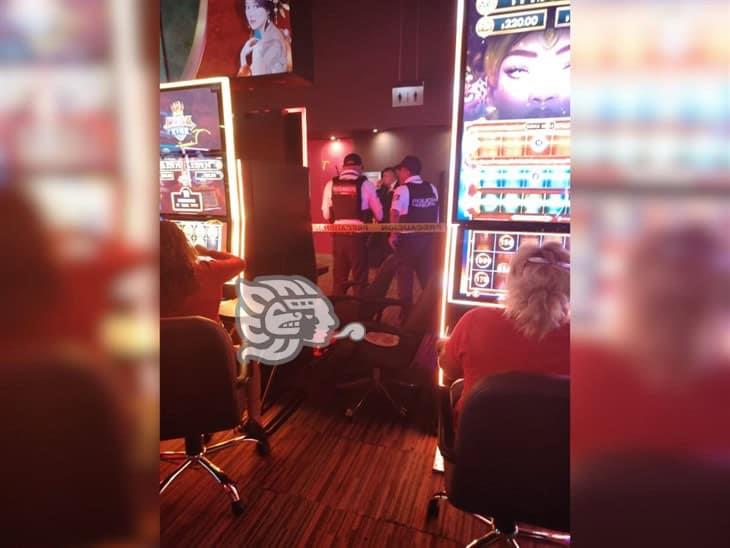 Hombre pierde la vida en el Casino Big Bola de Plaza Valle, en Orizaba