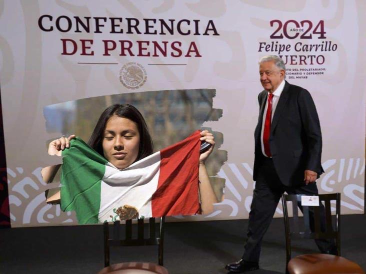 Ofrecerá AMLO conferencia en honor a paisanos migrantes