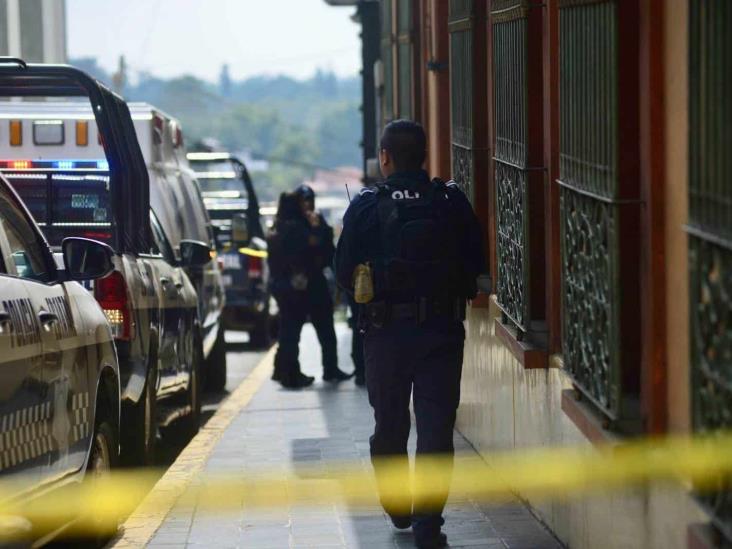 Drama en Hotel Principal de Xalapa: mujer bajo sustancias intenta hacerse daño