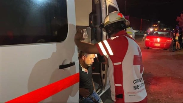 Motociclista es arrollado por taxi en libramiento Martínez-Tlapacoyan