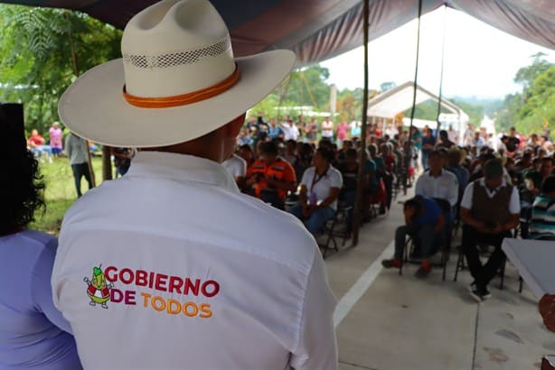 Entregan obra en Rincón Maravillas, Ixtaczoquitlán