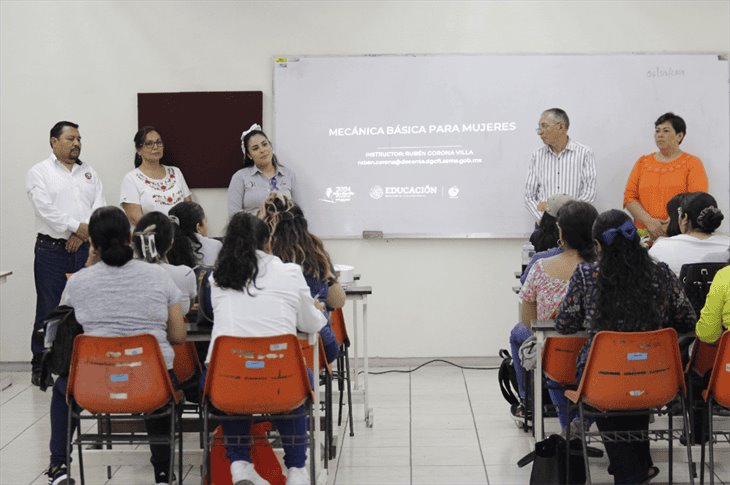 Impulsan cursos gratuitos para mujeres, en Río Blanco ¡participa!