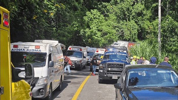 Accidente en carretera Fortín-Huatusco: Publican lista de los 26 lesionados reciben atención médica