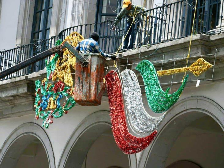 Xalapa se pinta de verde, blanco y rojo para conmemorar la Independencia de México