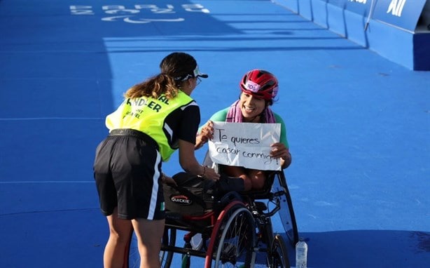 Brenda Osnaya atleta mexicana, propone matrimonio a su entrenadora en juegos paralímpicos París 2024