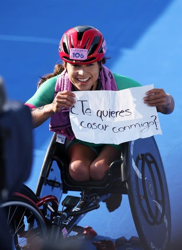 Brenda Osnaya atleta mexicana, propone matrimonio a su entrenadora en juegos paralímpicos París 2024