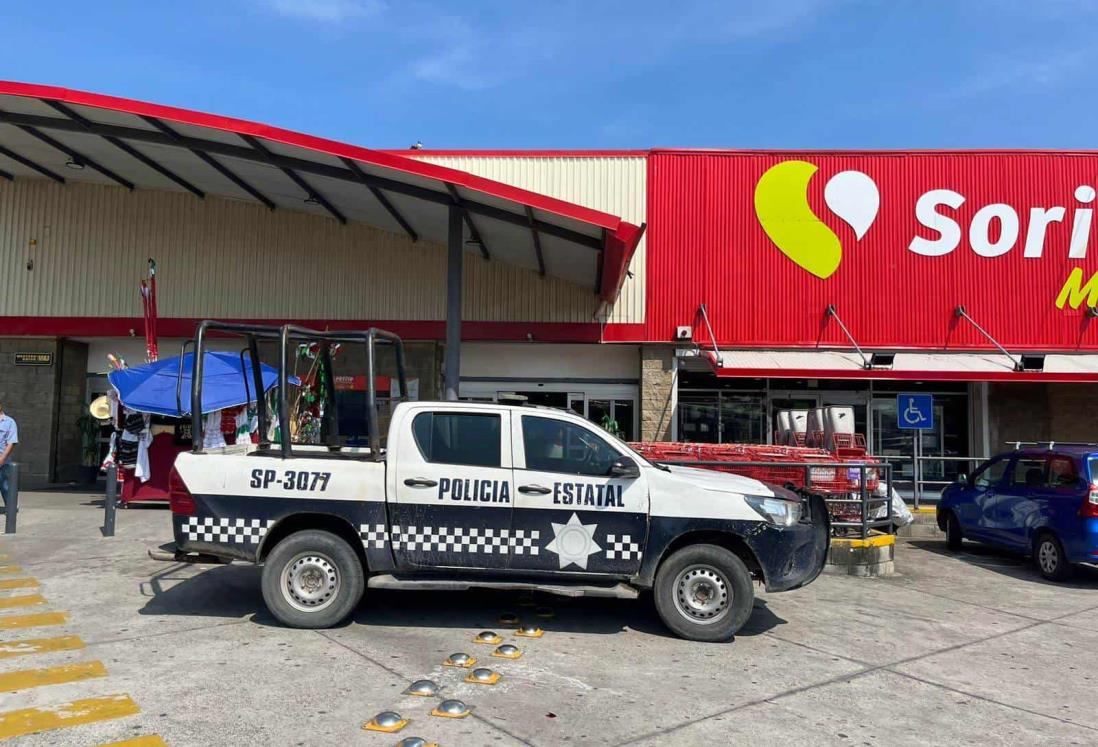 Asaltan casa de empeño en plaza comercial en Veracruz