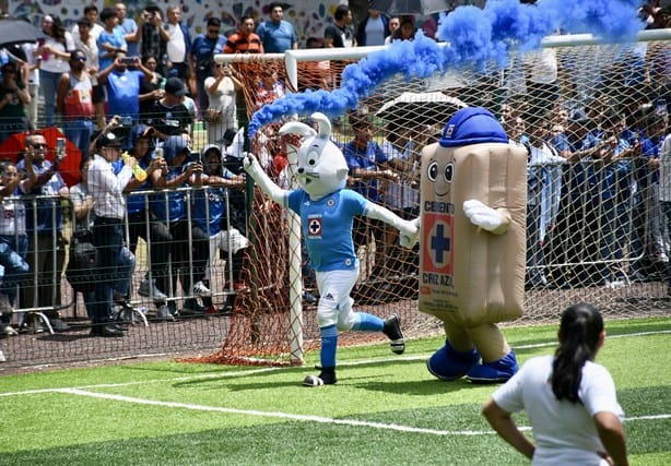 Después de golear al América, jugadores del Cruz Azul se echan reta en Xalapa (+VIDEO)