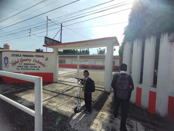 Escuela carente de maestro en Ixtaczoquitlán tiene a 22 niños sin clases