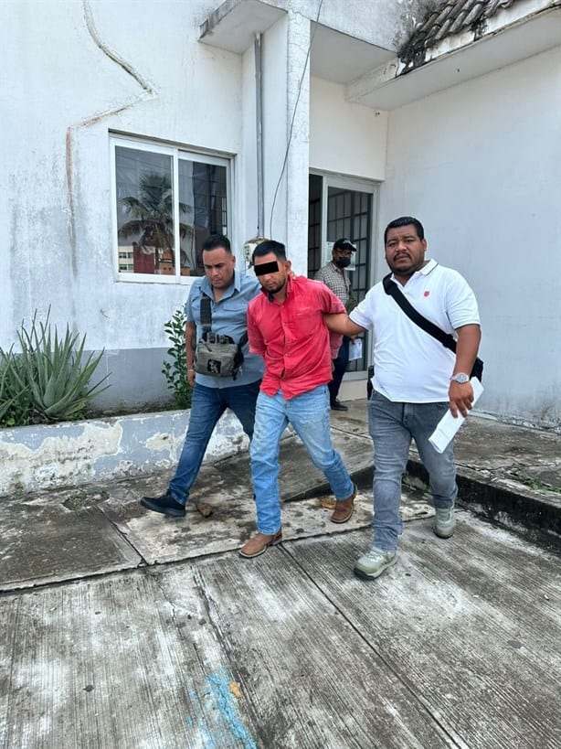 Detienen a Iván Arturo ‘N’, presunto homicida de un elemento de la Marina en Veracruz