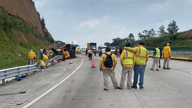 Fallecen tres trabajadores de CAPUFE arrollados por tráiler en la México-Puebla