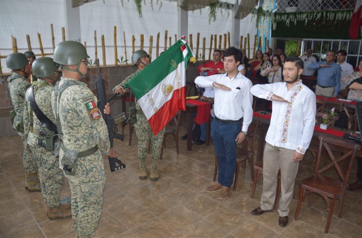 Renuevan directiva del Centro de Readaptación contra el Bullying en Poza Rica