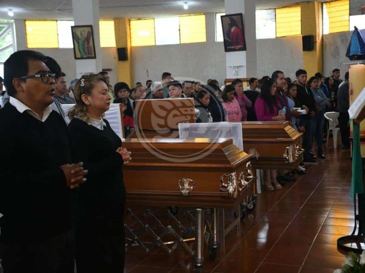 Tragedia se pudo evitar: CMAS-Xalapa llegó tarde y ocurrió el derrumbe: familia Argüelles