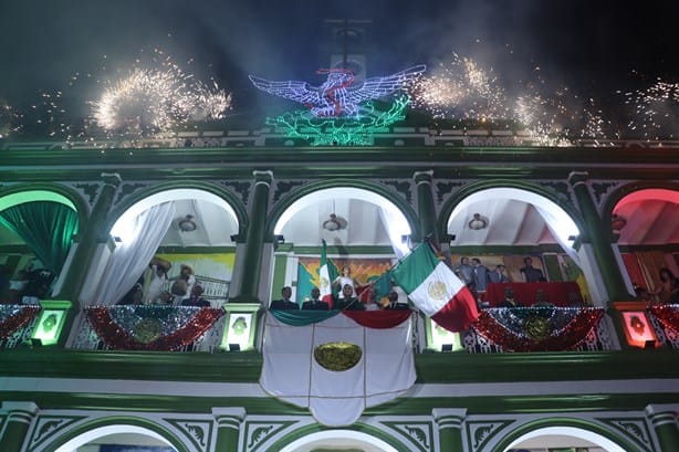 Alcaldesa Lizzette Álvarez Vera conmemora el Grito de Independencia en Alvarado