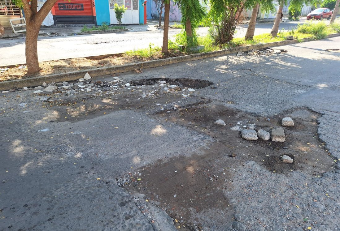 Vecinos de Lomas de Río Medio III piden reparación de calles tras daños por lluvias