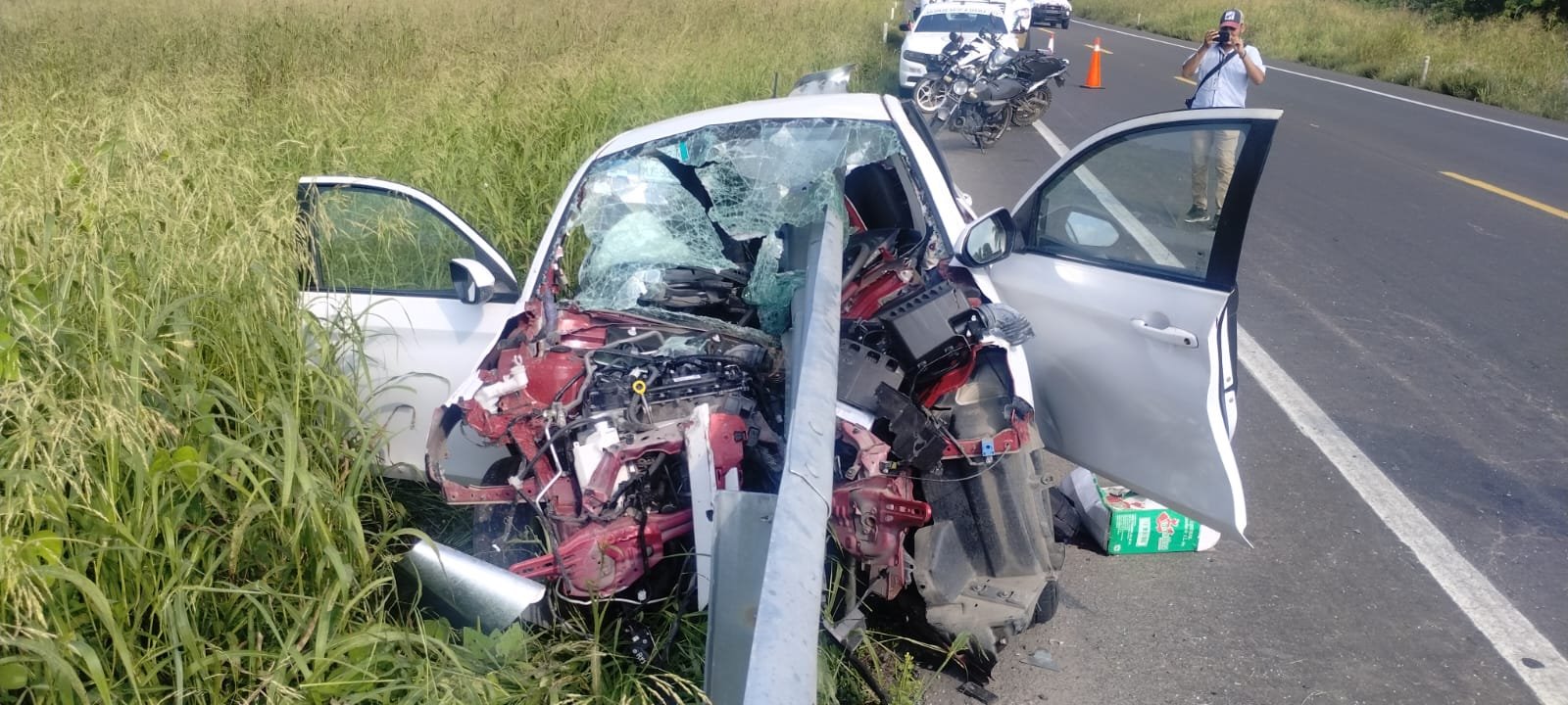 Accidente en carretera Totomoxtle deja a conductora con fractura expuesta